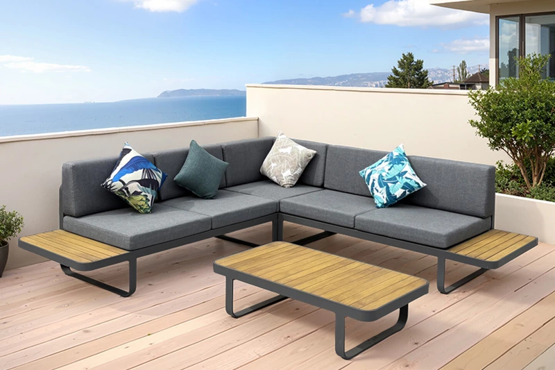 4 Seater Aluminum Frame Sofa